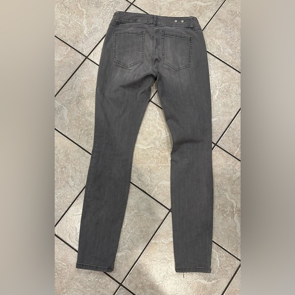 CAbi Charcoal Skinny Jeans Sleek Fit Size 4 - Picture 2 of 5